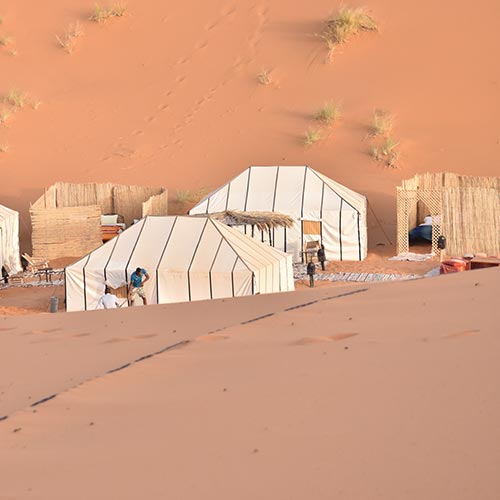 photo d'un camp au sahara